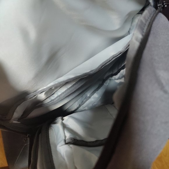 Targus Backpack - Picture 2 of 15